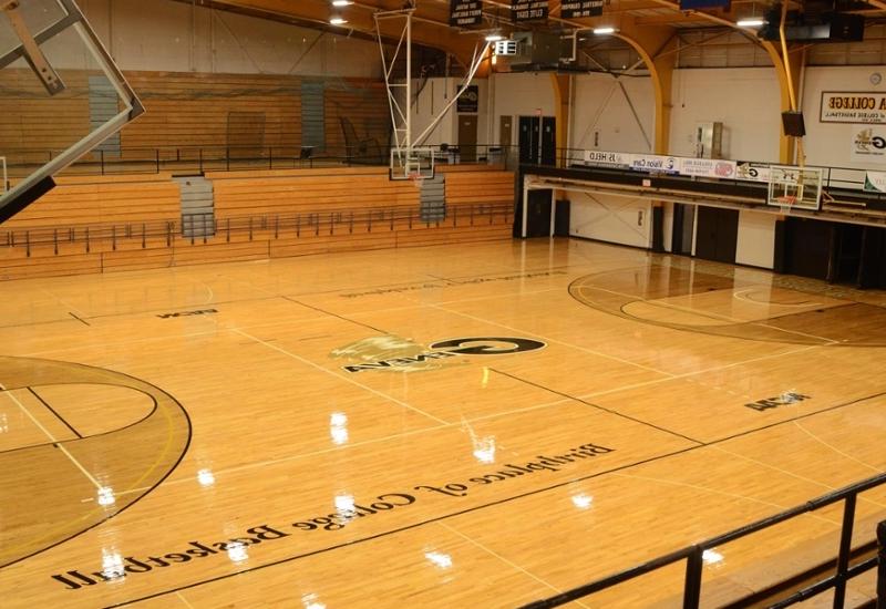 Main court in Metheny Fieldhouse